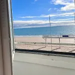 Pacis Renovee - Face -15 Pers - 5 Avec Sdb -terrasse & Bbq Sous Les Pins *