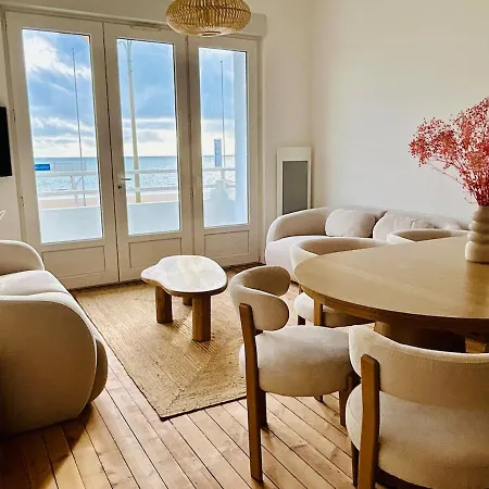 Villa Pacis Renovee - Face Mer La Baule Hyper Centre -15 Pers - 5 Suites Avec Sdb -Terrasse & Bbq Sous Les Pins Villa