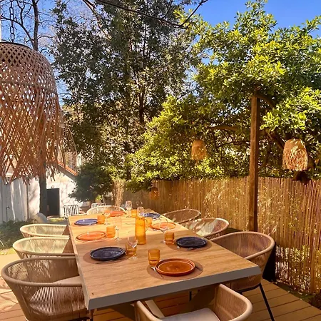Villa Villa Pacis Renovee - Face Mer La Baule Hyper Centre -15 Pers - 5 Suites Avec Sdb -Terrasse & Bbq Sous Les Pins